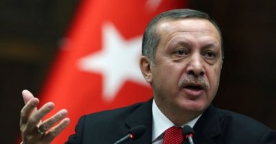 Erdogan: “I miliziani di Hamas non sono terroristi”. E i curdi?
