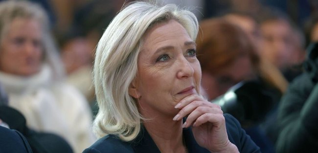 Partita la corsa per non mandare Le Pen al governo