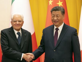 Mattarella in Cina. Xi: “Il presidente mio buon amico”