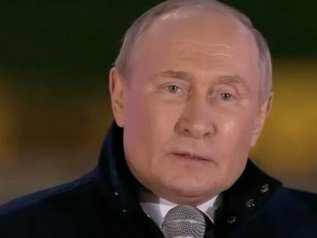 Putin: “Pronto a incontrare Trump”. Ma “Kiev rifiuta di negoziare”