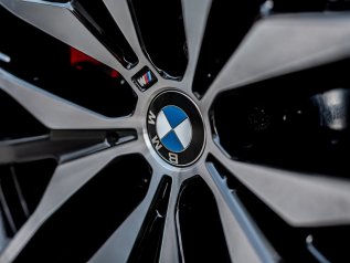 Il paradosso della globalizzazione: Bmw contro Bruxelles