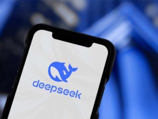 DeepSeek (IA cinese) supera ChatGPT