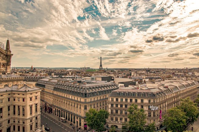 Relazioni Usa-Ue sempre più tese. Gli occhi su Parigi