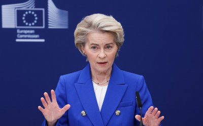 Von der Leyen: “800 miliardi per riarmarci”