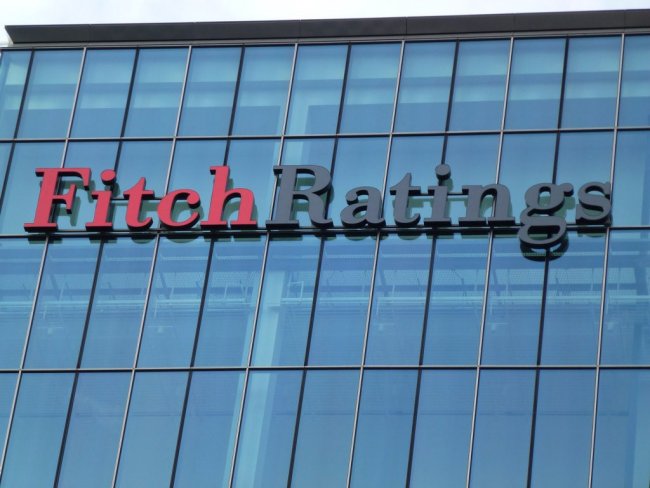 Fitch conferma il rating ma l'outlook è negativo