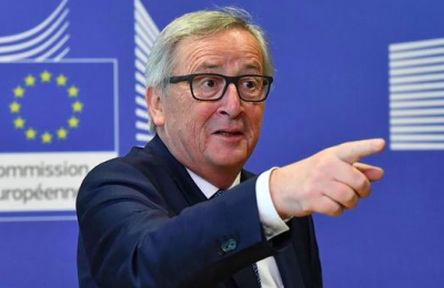 Conte a Juncker: “Non litighiamo, we are friends”