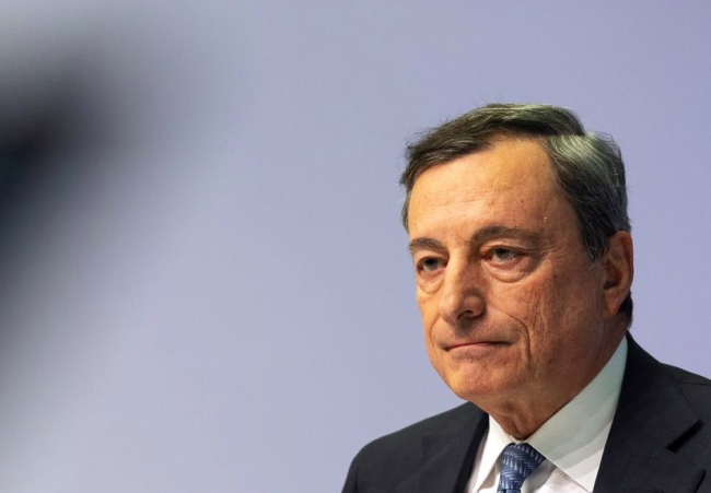 Draghi: "Economia più debole del previsto, servono ancora stimoli"