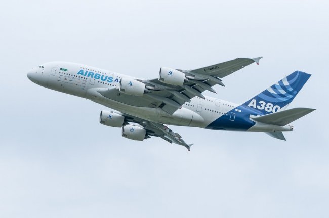 Airbus, stop al Superjumbo A380 dal 2021