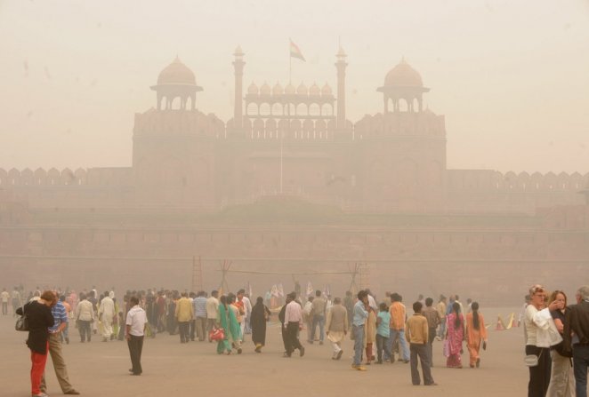 New Delhi: inquinamento 70 volte oltre i limiti