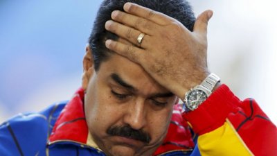 Agenzie di rating contro Maduro