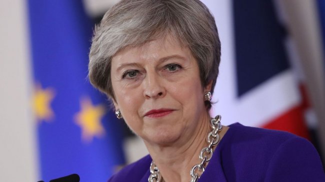 Theresa May apre a un secondo referendum sulla Brexit