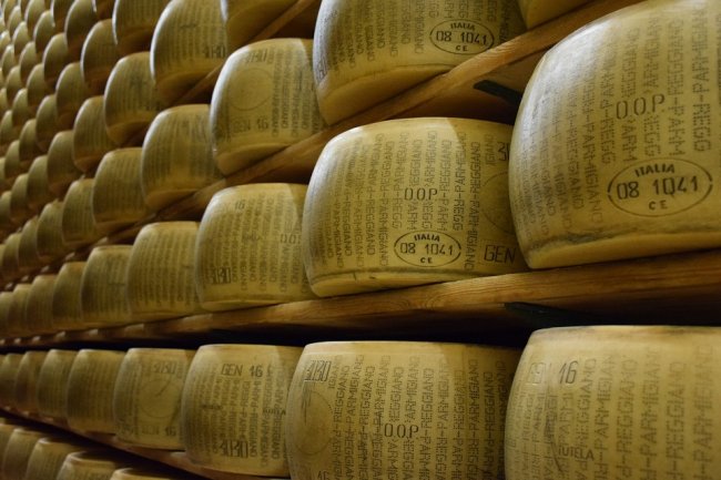 Il parmigiano parla francese: Lactalis compra Nuova Castelli