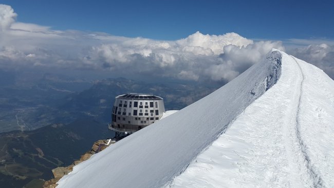 Il Monte Bianco chiude per sovraffollamento