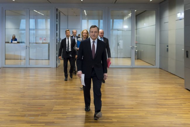 Draghi apre al taglio dei tassi di interesse