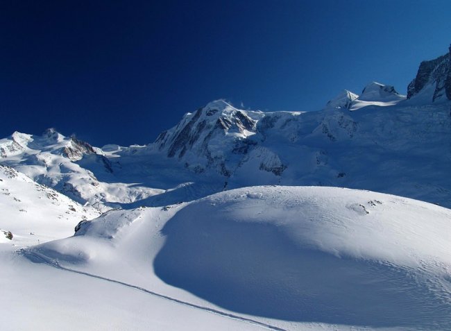 Non si scende sottozero neanche nel rifugio più alto d'Europa