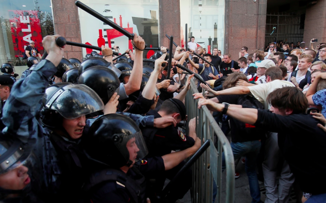 Tornano le proteste: 600 arresti