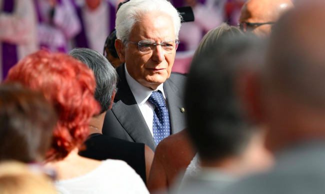 Mattarella: “Rivedere il Patto di stabilità”