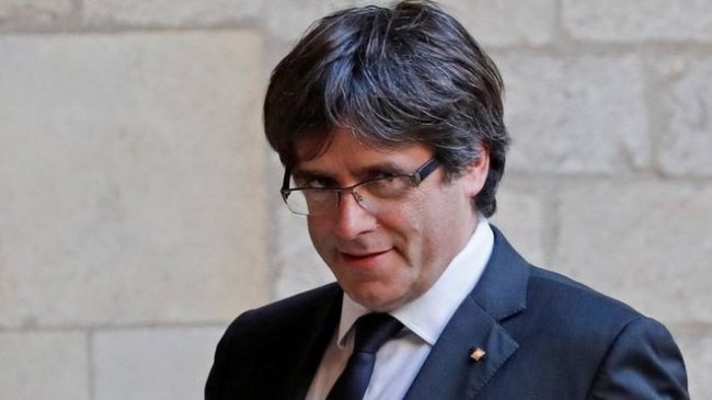 Puigdemont si consegna alle autorità belghe