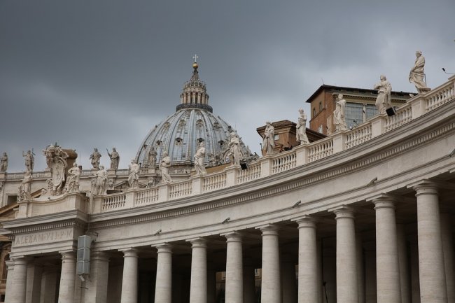 La Santa Sede è sull’orlo del crac?