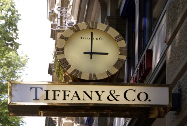 Tiffany, maxi offerta d’acquisto dal gigante del lusso Lvmh