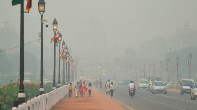 New Delhi è una camera a gas: emergenza inquinamento