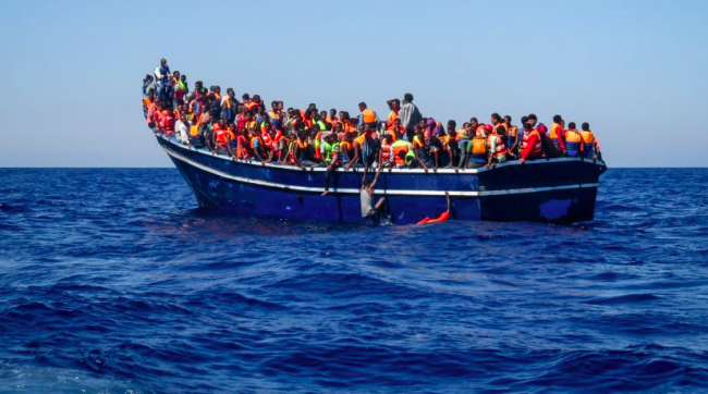 Migranti, patto segreto Malta e la Guardia costiera libica