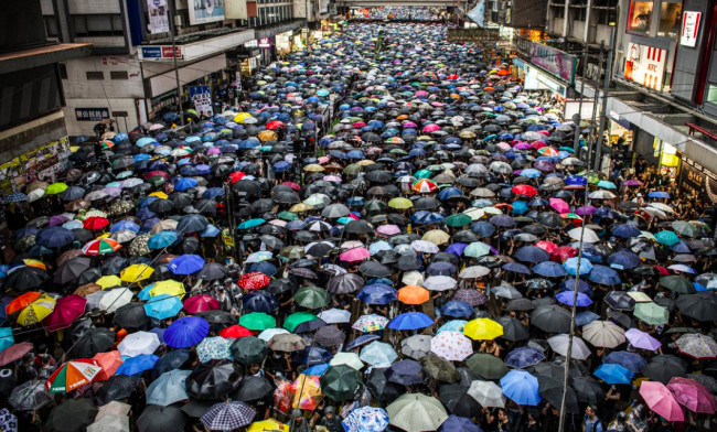 Hong Kong è in recessione per la prima volta in 10 anni