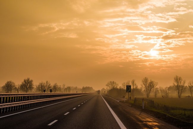 Autostrade, dai pedaggi 6 mld. Ma per ogni km solo 300 mila euro allo Stato