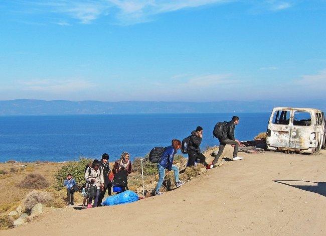 Una barriera galleggiante per fermare i migranti nell’Egeo