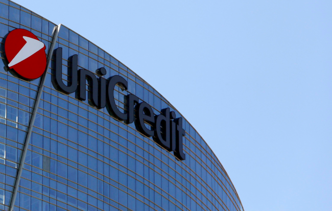 Unicredit taglia 6 mila dipendenti e chiude 450 filiali