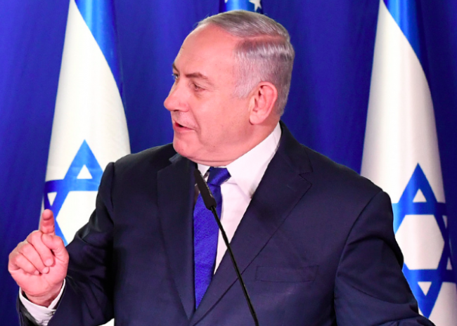 Netanyahu si salva dal processo. E il suo rivale gli tende una mano