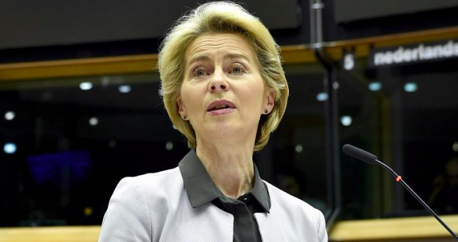 Von der Leyen gela l’Italia. Poi ci ripensa: “Tutte le opzioni sul tavolo”