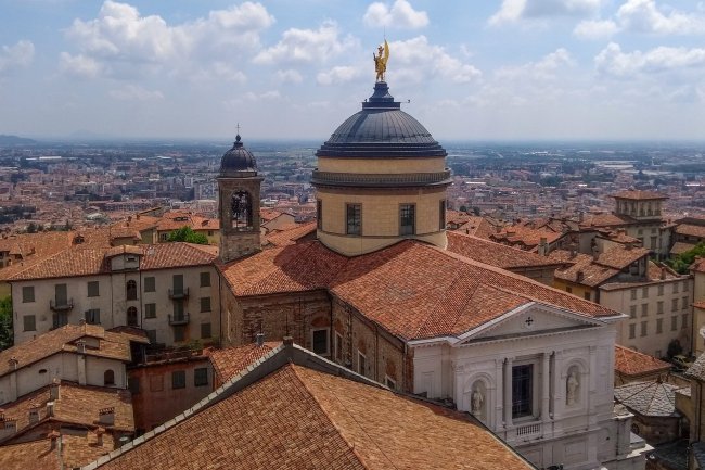 I medici di famiglia di Bergamo: “Non c’è più la sanità pubblica”