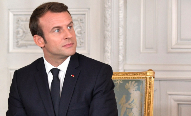 Macron: “Non ripetiamo il colossale errore della Prima Guerra Mondiale”