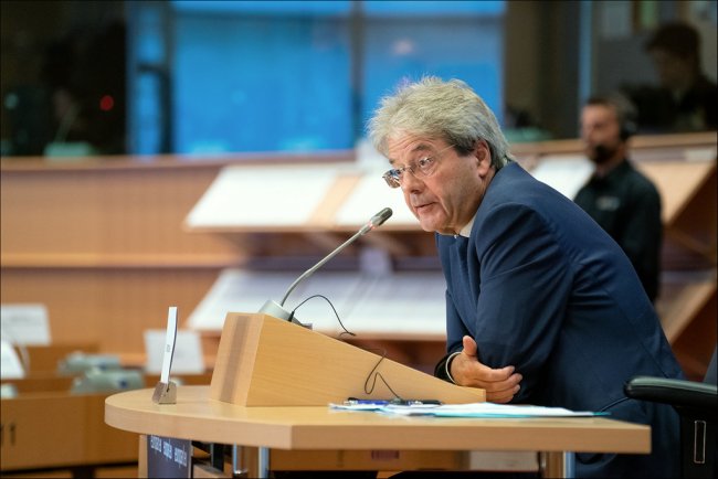 Gentiloni: “Nel ‘Recovery Fund’ prestiti a 30-40 anni e aiuti diretti”