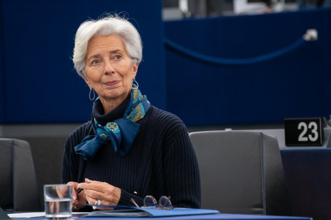 Lagarde: “Il patto di stabilità va rivisto”