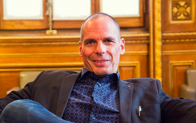 Varoufakis: “L'Italia crollerà senza gli eurobond trentennali”