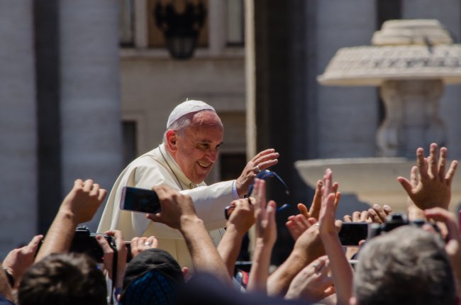 Il viaggio di Papa Francesco vale oro