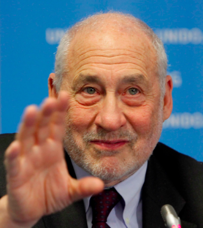 Stiglitz: “L’Ue sbaglia. I prestiti sono inutili”