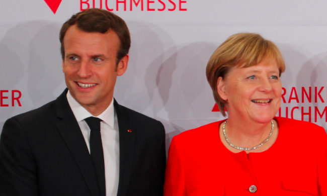 Incontro Macron-Merkel: rafforzate le relazioni bilaterali franco-tedesche