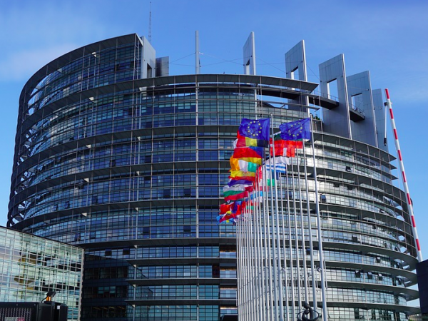 Il Parlamento europeo dice â€˜sÃ¬â€™ al Recovery Fund - Strategie & Regole