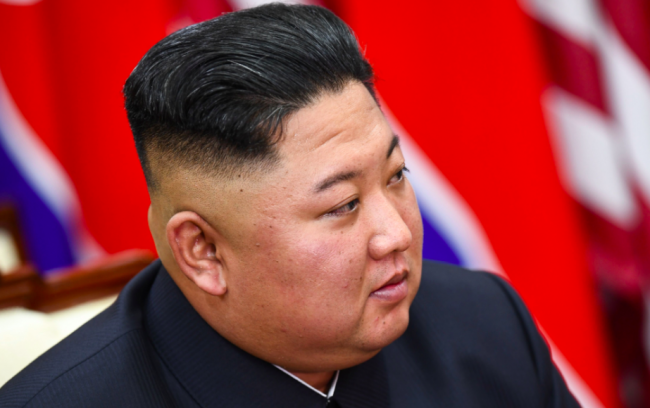 Kim Jong-un: “Mai più conflitti grazie all’atomica”