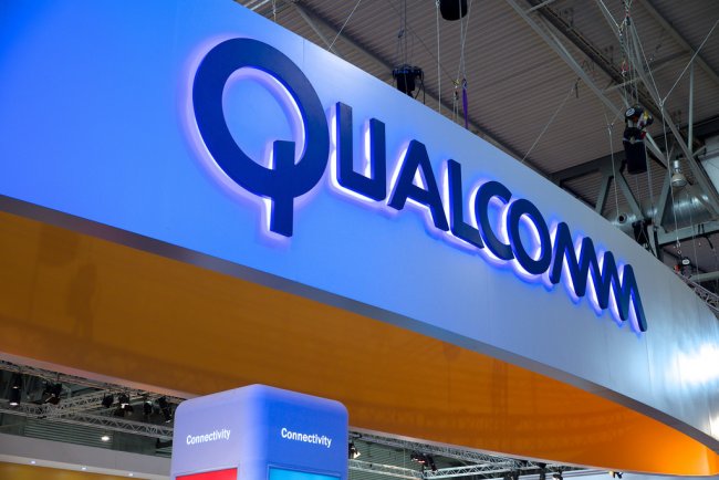 Qualcomm multata di 1,2 mld di dollari per contratto in esclusiva con Apple