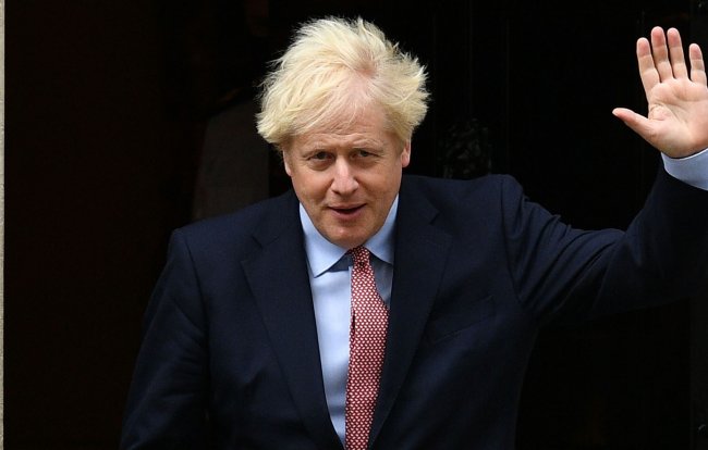 Gli esperti contro Johnson: “Misure insufficienti”