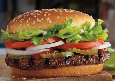 “Ordinate da Mc Donald’s”: l’invito inaspettato di Burger King