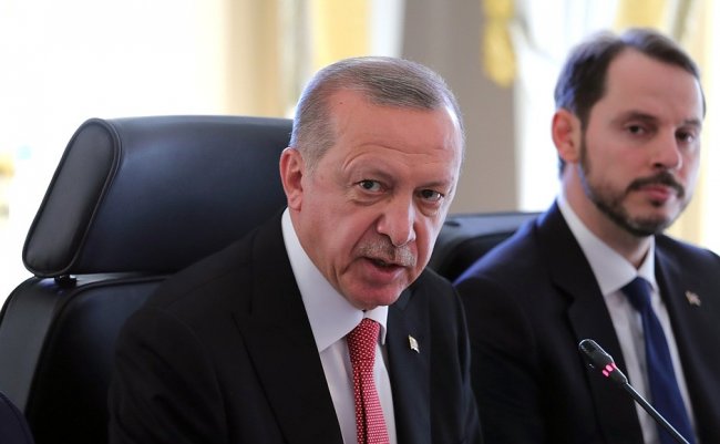 Il ministro delle Finanze (genero di Erdogan) si dimette 