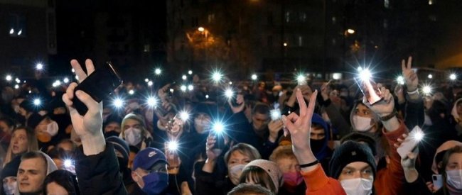 Migliaia in strada dopo la morte di Roman Bondarenko