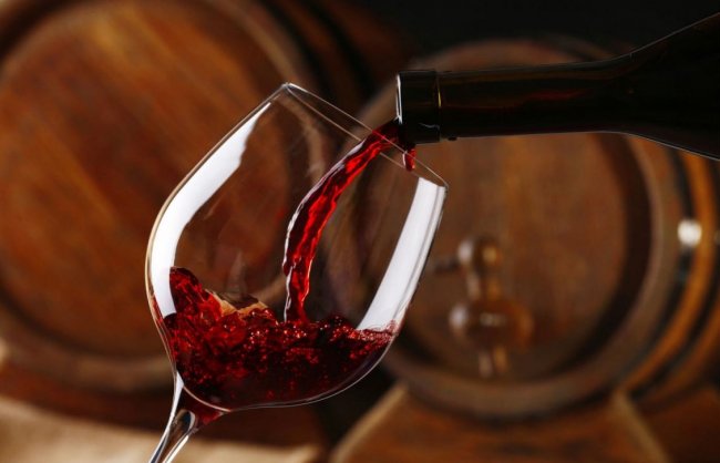 Vino, Italia leader per produzione ed export