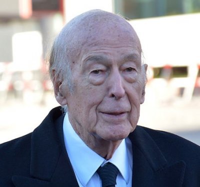 Morto l’ex presidente Valery Giscard d’Estaing