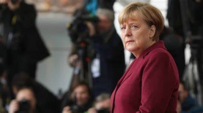 Merkel: “Abbiamo commesso degli errori”